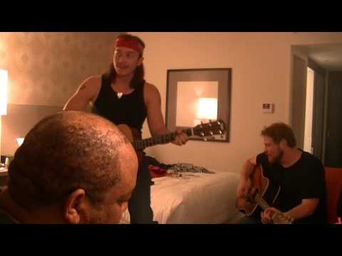 Sangin' n Eatin' w/ Jack, Cody, & Uncle Barry - The Voice 2015 Behind the Scenes