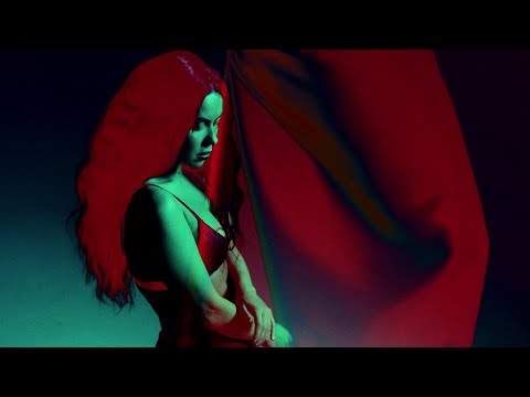 Video thumbnail for Queen Of The Club
