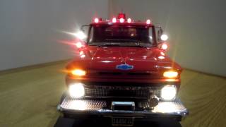 preview picture of video 'Sunstar 1965 Chevrolet C-20 Fire Truck 1:18 LED & Sound Custom'