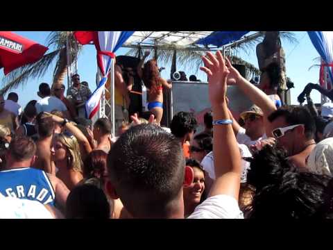 Erick Morillo at Neptunes.. Adderllin.com