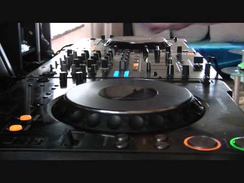 Happy UK Hardcore Mix #149 "Back again..." - by DJ Mellow-Dee