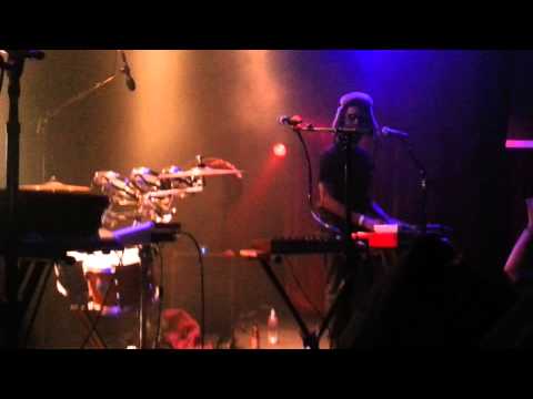 "Midnight City" Acoustic Audience Sing-Along with The Knocks