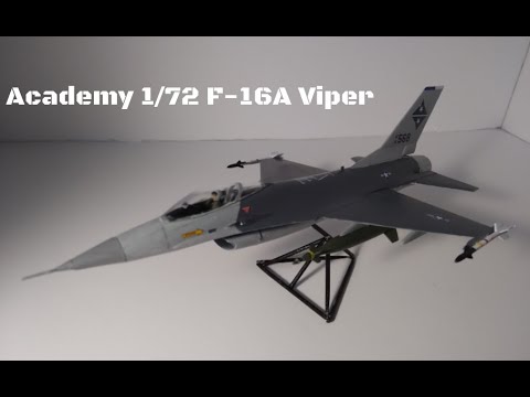 Academy 1:72 F 16A Viper Model Kit