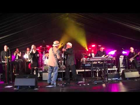 John Carrack , joining his brother Paul 'When You Walked in The Room' .