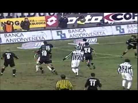 Serie A 2001-2002, day 18 Venezia - Juventus 1-2 (Trezeguet, Magallanes, Iuliano)