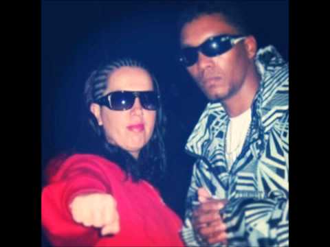 Dinho Do guetto (part.Dina Di) Escrituras