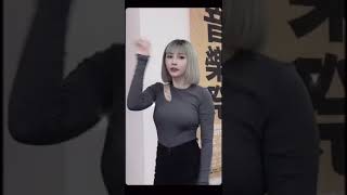 【おっぱい】 乳揺れダンス 激し過ぎ～ tiktok #Shorts