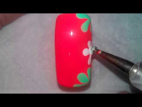 рисунки на ногтях новичков №17