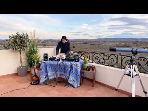 Hiya Live Sessions - Deena Abdelwahed