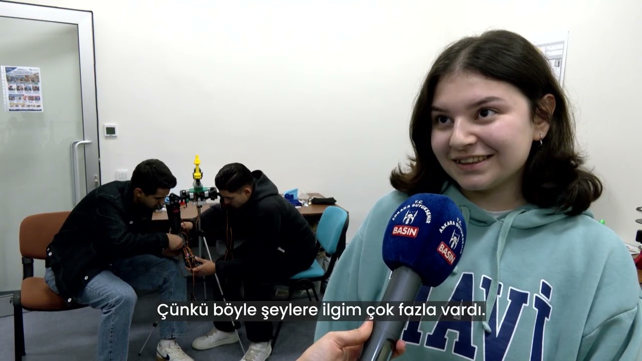 TEKNOLOJİ, ROBOTİK VE MÜHENDİSLİK ATÖLYESİ GENÇLERİ BEKLİYOR
