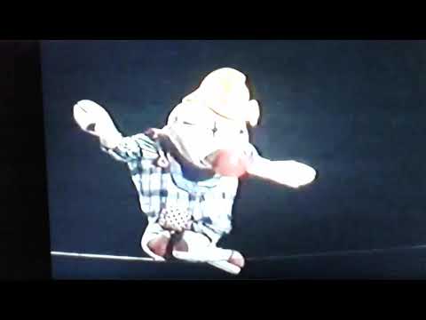 "Kung Fu Pig" Part 16 - Dumpling Brawl