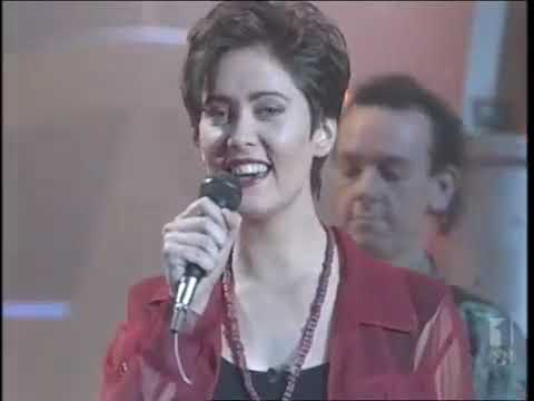 Margaret Urlich   Escaping 1989 (w Keith Stone)_Countdown Revolution