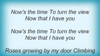 17011 Patti Smith - Mother Rose Lyrics