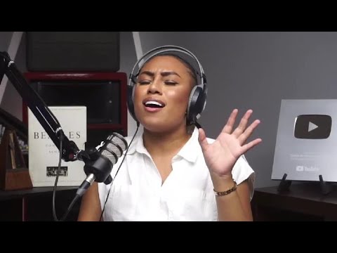Talita Cipriano cantando "Fim de Tarde" do Fat Family [LIVE]