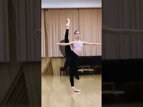 Maria Khoreva - Grand Battements [video by Alina Khanko]