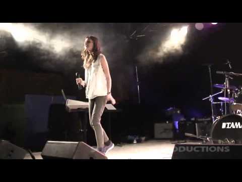 A Tempo - Nye sko / New shoes (AWSOME SONG!!) - - shortcut productions