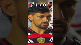 Flamengo X São Paulo 🤣🤣 700K🎉 #flamengo #saopaulo #engraçado #futebol