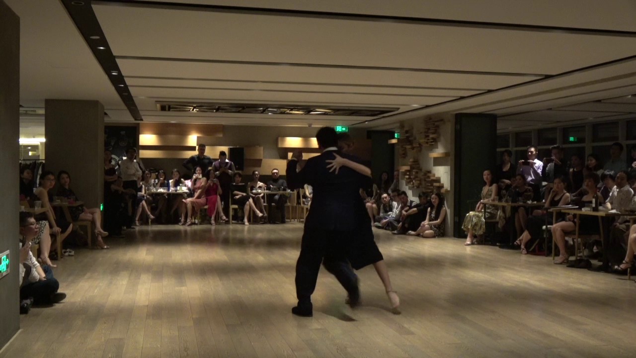 Carlitos Espinoza y Noelia Hurtado Grand Milonga in Beijing 2017.4.2