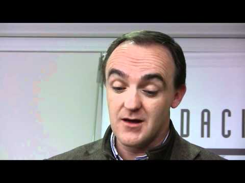 Firma convenio con El Corte Ingles.