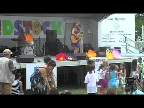 Anna and the Cupcakes - Bari Koral Family Band - Kidstock 2013