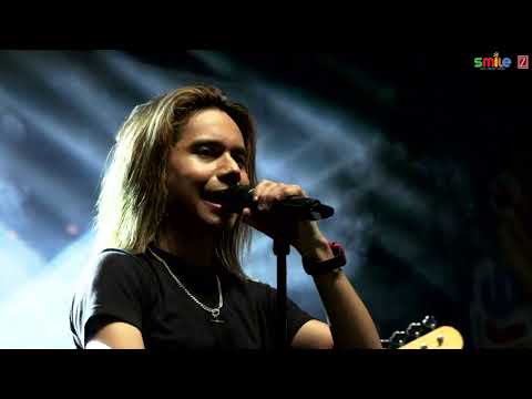 Kristal Seragam Hitam | SMILE @ Klebang Restu