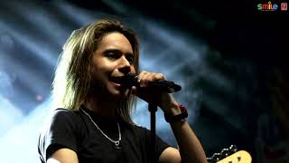 Download lagu Kristal Seragam Hitam | SMILE @ Klebang Restu mp3 Download lagu Kristal Seragam Hitam | SMILE @ Klebang Restu mp3