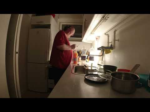 MongoTV_7657 - Del 18 - FORKØLET OG FRYSER OG TÆNDER 2000 WATT VARMELUFTSBLÆSER I STUEN