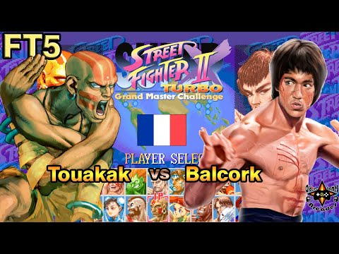 Super Street Fighter 2 Turbo: High-level players, Touakak (FR) vs. Balcork (FR), FT5