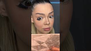 eyelash hack for makeup beginners 🤍