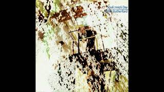 Musik-Video-Miniaturansicht zu Moonshine Songtext von Mike Rutherford