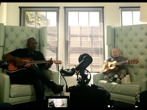 , title : 'Guitar Lessons from Randy Jackson - One Size Fits All w/ Verne Troyer'