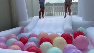 Inflatable White Bouncy House Professional Bouncy Castle, Large Ball Pool and Jumping Space 3 in 1 I