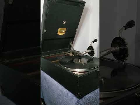 Sunday - Jean Goldkette and his Orchestra. vocal by Keller sisters and Lynch..Recorded Dec 3 1926.