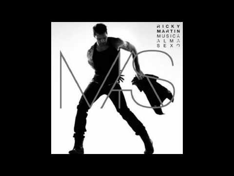 RICKY MARTIN Ft. JOSS STONE "The Best Thing About Me Is You"