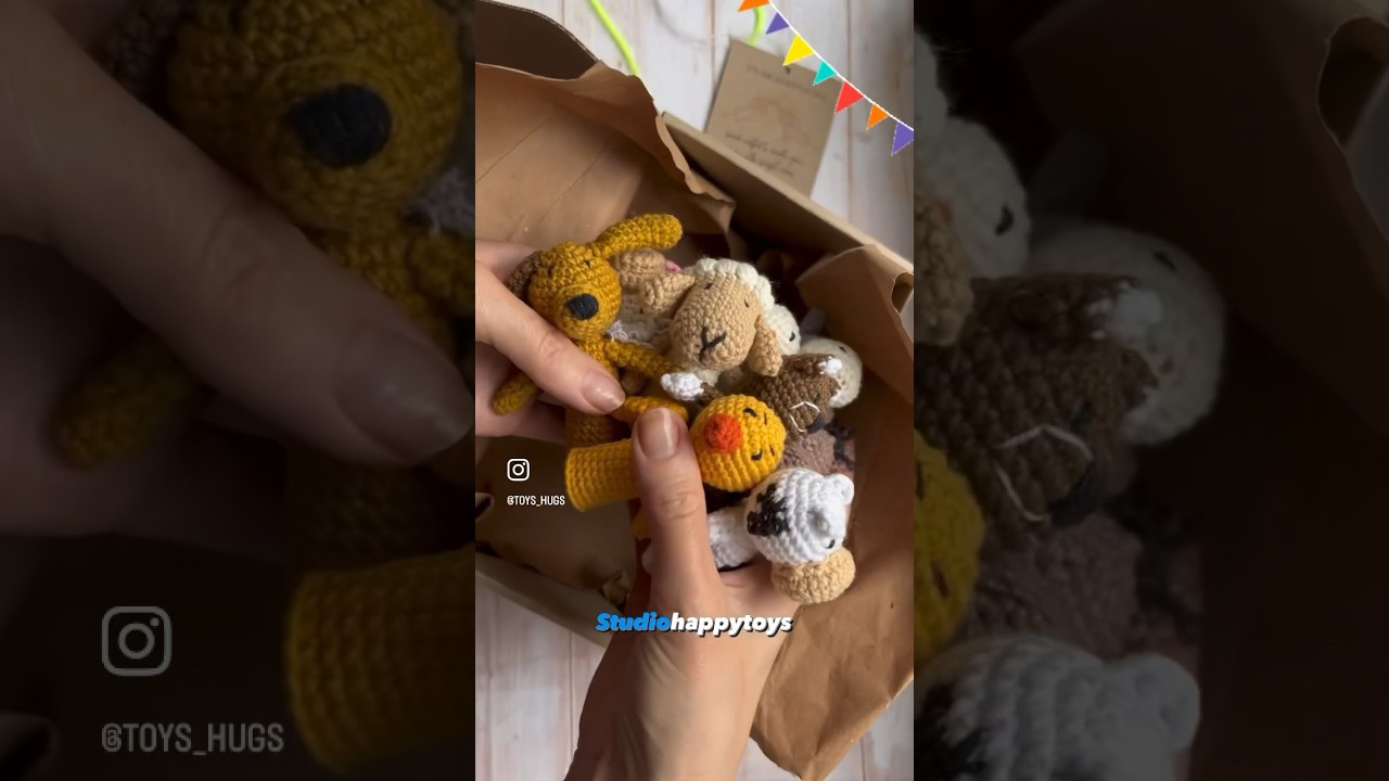 Old McDonald’s Farm 🚜🐑 10 puppets. #oldmcdonaldsfarm Available in my Etsy shop Studiohappytoys