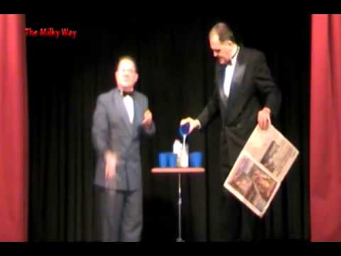 Milky Way por Uno & Medio (Marduk & Rey Ben)