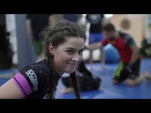 OKTAGON Projekt Y - 5. ep.: Cíl je jasný. Hlavně neudělat ostudu.