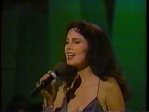 Nydia Caro - Noche de Gala 1985 - Esta cobardía y Que me perdonen los dos