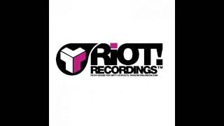 Carl Nicholson - Adrenalin (Original Mix) [Riot Recordings]
