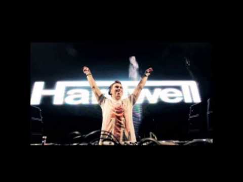 P Treaty vs Empire Of The Sun vs Jay Z  Kanye West    Walking In Paris (MAKJHardwell Bootleg)