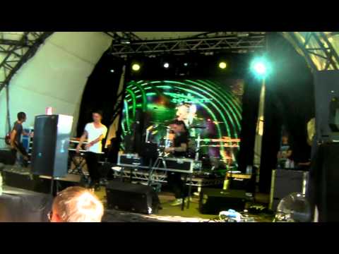 MODESTEP @ GLASTONBURY 2011