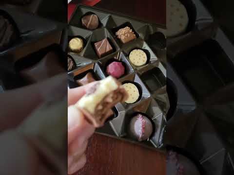 unboxing belgian chocolate