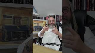 פונקען פון פייער🔥פרשת אמור תשפ"ה (הרב מוטה פראנק) - התמונה מוצגת ישירות מתוך אתר האינטרנט יוטיוב. זכויות היוצרים בתמונה שייכות ליוצרה. קישור קרדיט למקור התוכן נמצא בתוך דף הסרטון