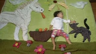 Download lagu Japanese Mom Turns Her Sleeping Infant into Art... mp3