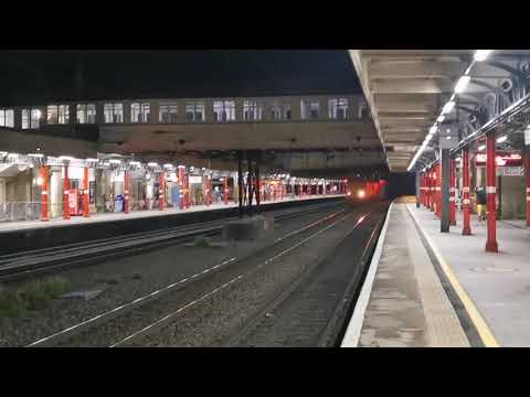 90048 / 90042 4m11 Coatbridge - Crewe liner, 12th October 2021