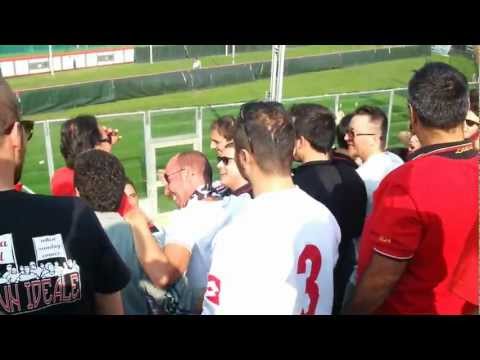 Dai battiamo le mani, come veri Frentani. Brescia - Virtus Lanciano tifosi lancianesi al seguito