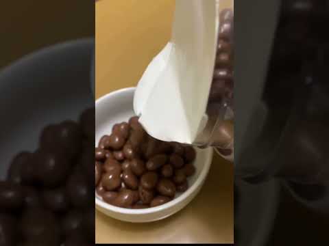 🍫Milk Chocolate Raisins from Kirkland | Satisfying sound and Taste👍😋 | #shorts