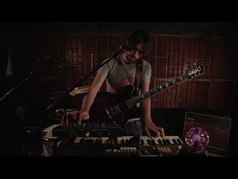 Xtraterrestre - Las llaves del cielo (live at Mahare Studios)