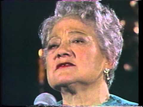 Ecuador :Carlota Jaramillo - Video"Te vi llorar"  Asi Canta Ecuador