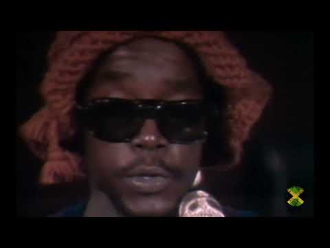 Peter Tosh & Bob Marley And The Wailers - Stop That Train Live At Capitol Studios, (1973)